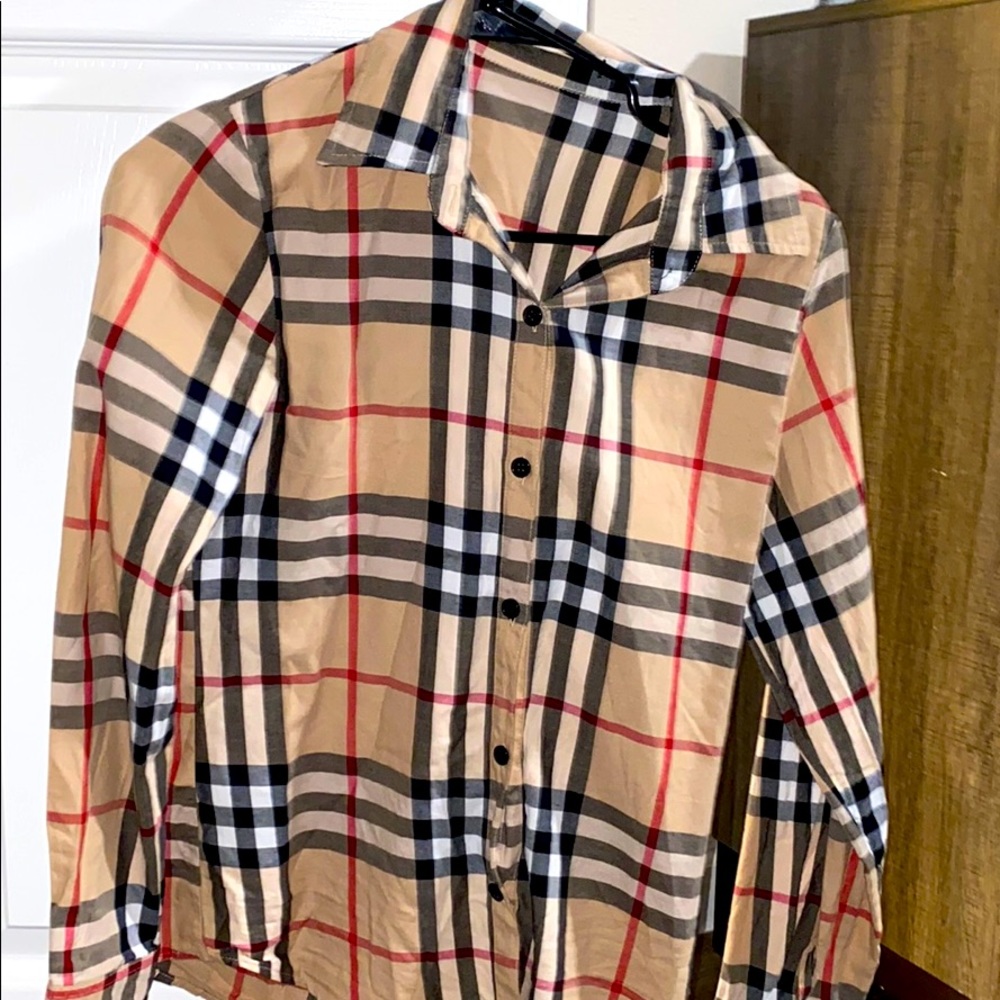 Button down shirt - Picture 2 of 3